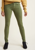 These stretch skinnies are just like your favorite pair, but better - because they're olive green! Rocking a mid rise, five pockets, and that wear-everywhere air, these made-in-the-USA bottoms are the tops. by ASK300