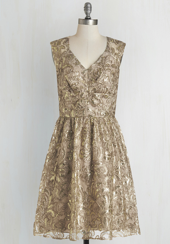 Twinkling at Twilight Sequin Dress in Champagne by Decode 1.8