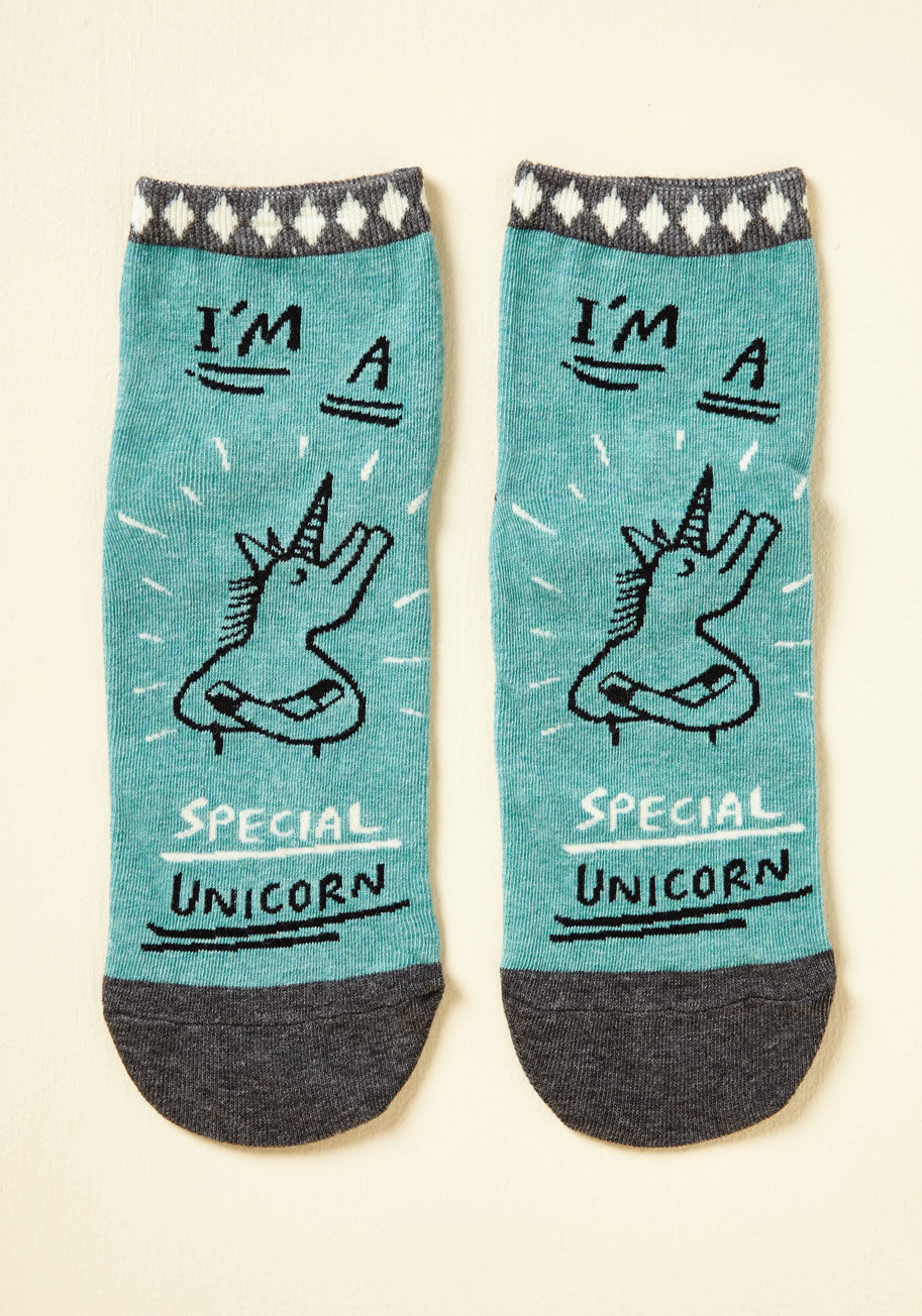  - Not only do you love mythological creatures, you're as unique as one yourself! So, flaunt your inner you with these blue ankle socks. Decorated with grey toe caps and black-and-white unicorn designs, this quirky pair is the best way to showcase what makes