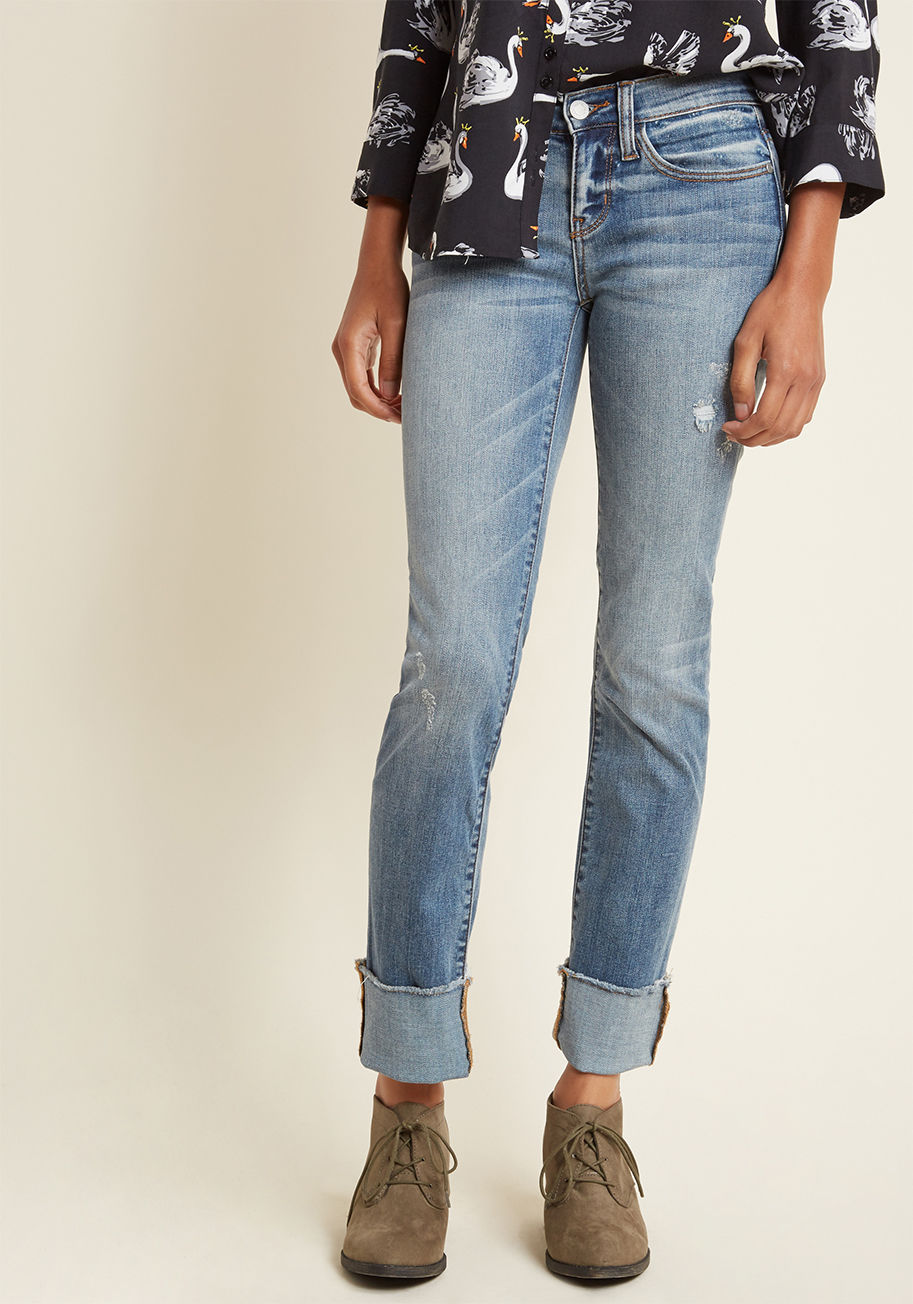  - Set out to scope places where you can pitch your tent sporting these casual straight-leg jeans. Perfect for the weekend with their mid wash, faint distressing, and cuffed hems, these stretch-boasting bottoms will soon come to represent imminent amazing me