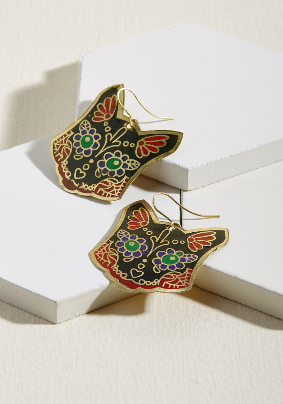  - When a quirky style opportunity beckons, you enthusiastically answer it with these black cat earrings! Trimmed