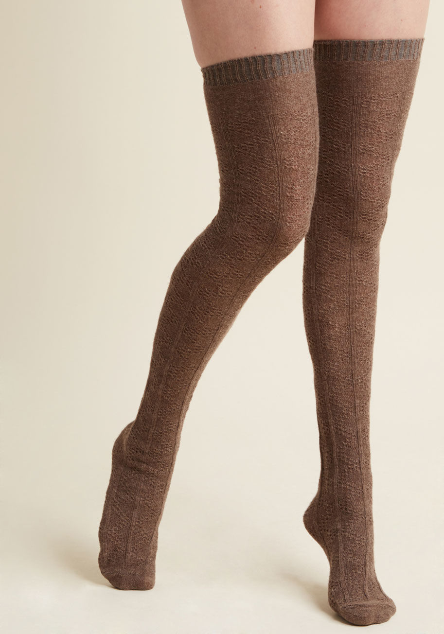  - When fashion and function come together, it's a beautiful thing - just like the way these brown thigh highs keep you feeling warm and looking fab! Crafted with touches of wool and cashmere, these textured socks are as versatile as they are feminine.