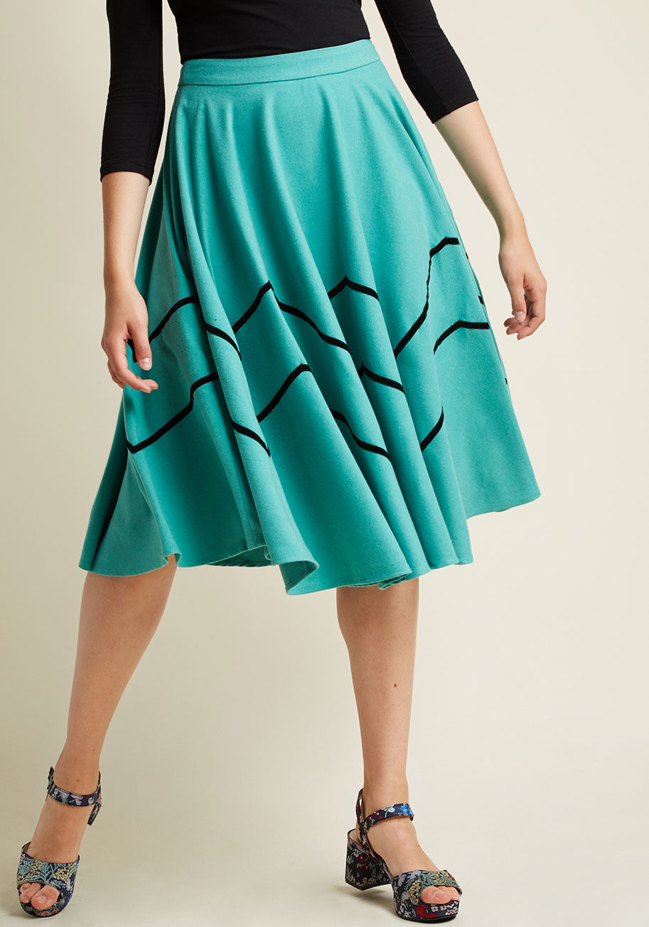  - Your style impact is palpable, and it's all because of the black velvet zigzags striping this high-waisted midi skirt! A swingy separate by Collectif, this jade A-line draws on vintage-inspired elements to alter onlookers' posh palate toward your tastes.