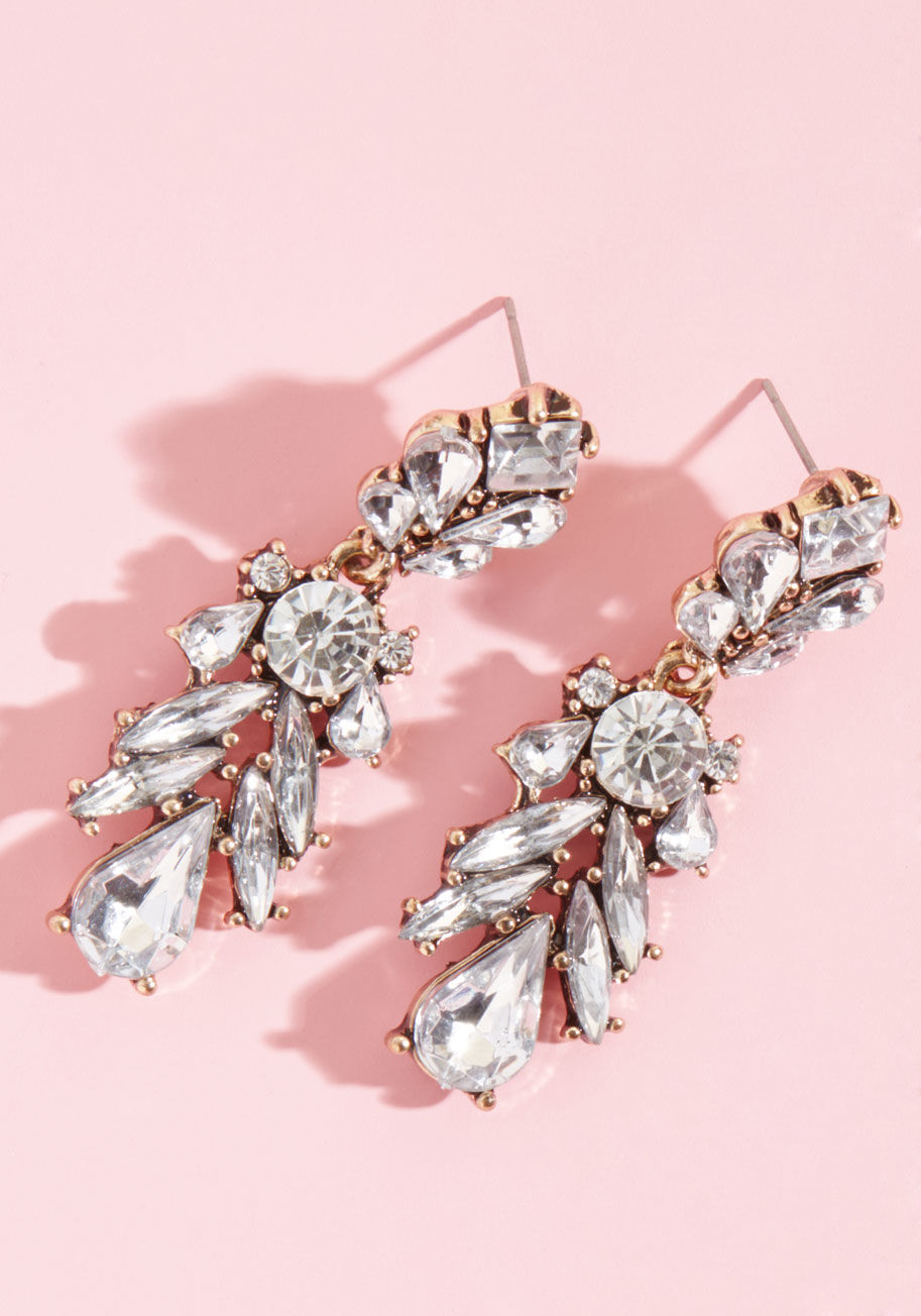 457982ER-001 - Imbue any look of your choosing with opulence via these dangling earrings! Framed