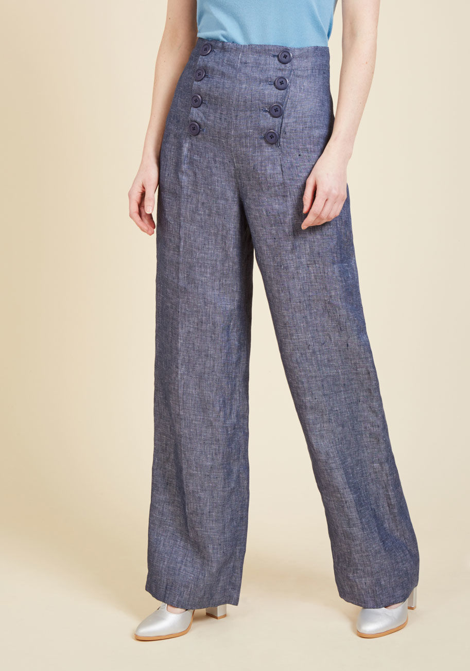 BIH203938 - Give your office ensembles and weekend wears an element of throwback class with these chambray trousers! Navy blue sailorette buttons frame the high-waisted cut of these wide-leg beauties from BB Dakota, as a sleek silver zipper puts a glitzy twist on its