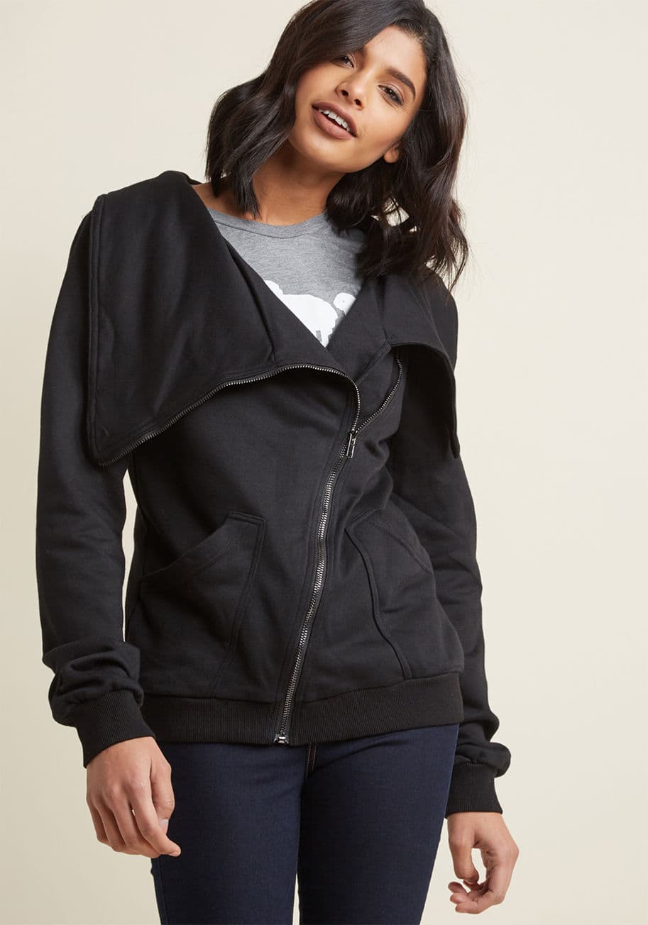 Clj6 - Make this morning&rsquo;s outdoor brunch even more enjoyable with this casual black jacket! Crafted from an all-cotton knit, this pocketed piece zips asymmetrically, keeping you comfy and relaxed as you catch up with friends over coffee and scones. With t