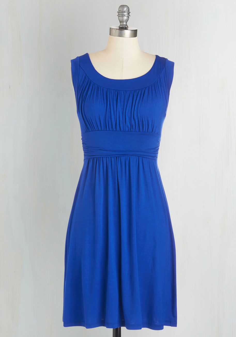 D0131 - You'll really feel the adoration while wearing this royal blue dress! And why? Well, this softly ruched, jersey-knit number is not only one of the most comfortable frocks you own, it's also simply elegant and impressively versatile!