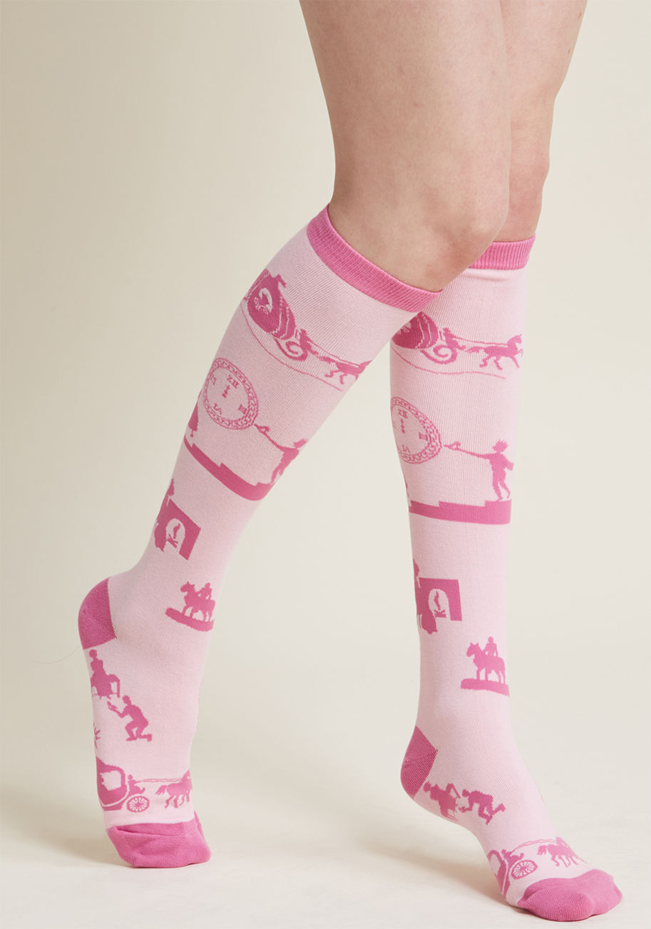 F0419 - Flaunting these pink socks with glass slippers isn't mandatory - but if that's your preferred pairing, don't let us stop you! Emblazoned with a narrative of iconic silhouettes from your favorite fairy tale, these knee highs are a 'bippity-boppity-beautifu