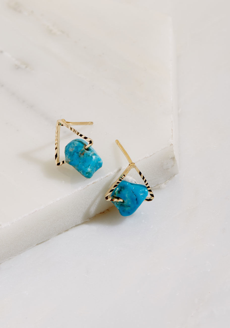 GE3389-2BL - Your interpretation of these golden earrings is that they're meant to spiff up everyday ensembles all throughout the week! Starring textured triangles along which turquoise-inspired stones are strung, these unique posts put an inventive spin on your creat