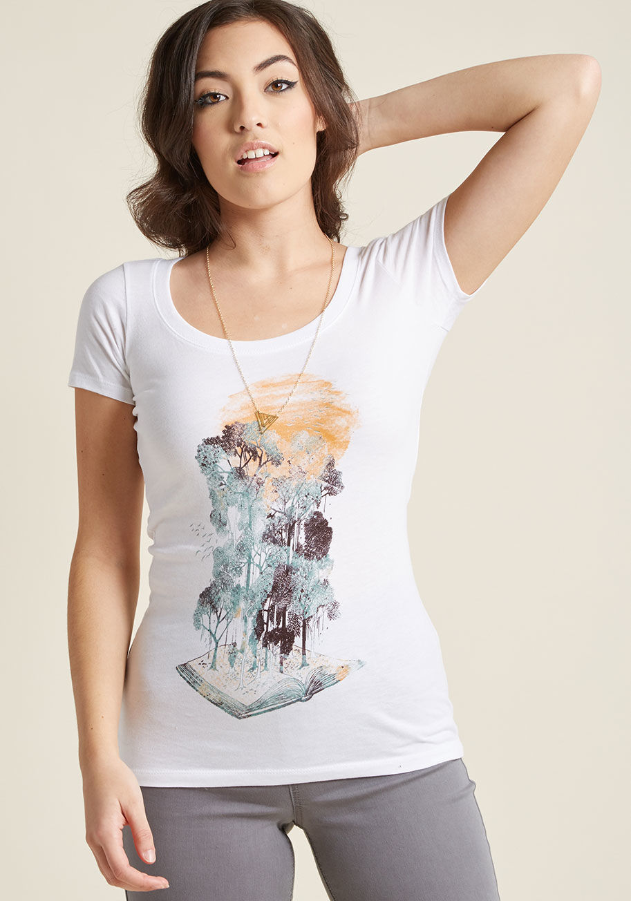 Jungle Book - Every look you create projects a message, and with this white graphic tee, your narrative is nothing short of imaginative. A rich yellow sunset, flocks of birds, and lush foliage rise from the pages of this knit garment&rsquo;s book print, illustrating th