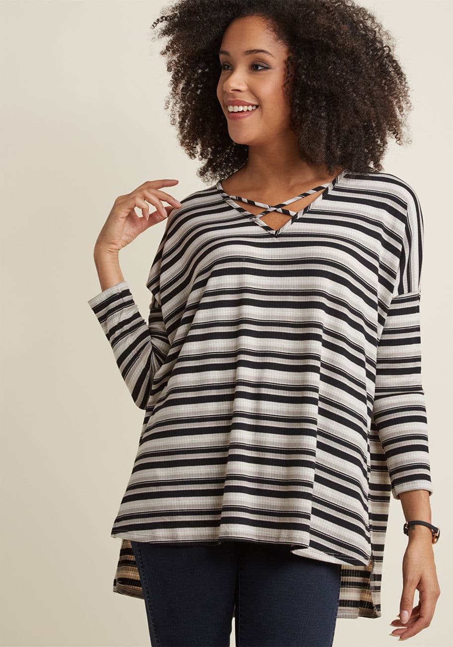 KT70903-01 - From weekend wanderings to working from home, this long sleeve top will have you sittin' comfortably