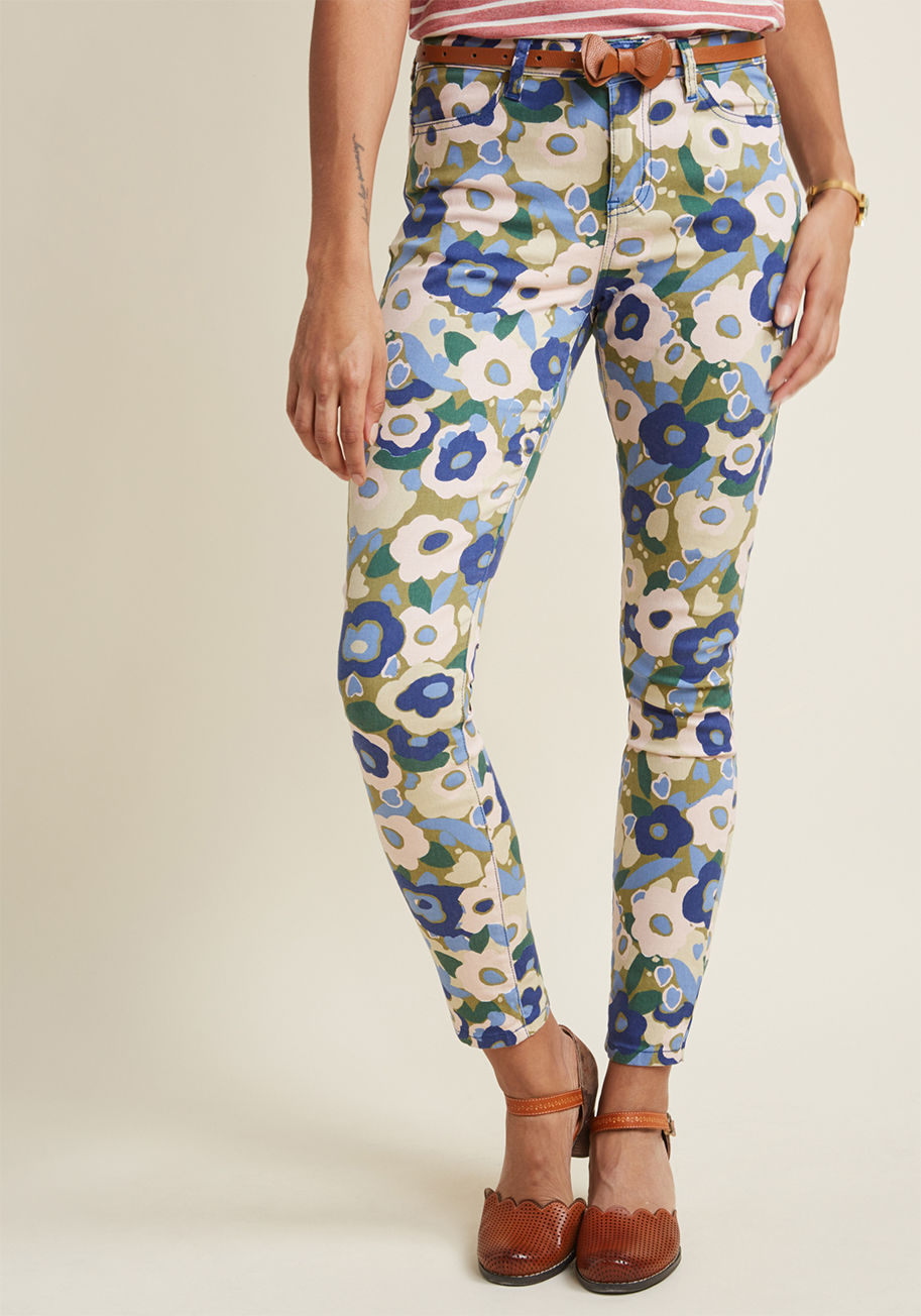 MCB1319B - You're certain to captivate and charm each time you flaunt these muted pants! Part of our ModCloth namesake label, this straight-legged pair features a lovely floral print