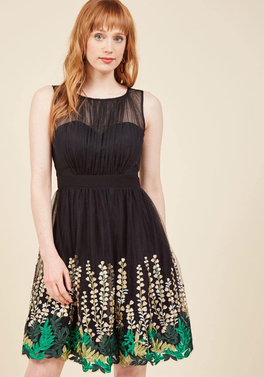 MDD1100 - With every twirl of this black fit and flare, you'll find your expression blossoming into the most sincere smile! This marvelous ModCloth exclusive makes it impossible to contain the joy inspired by its pleated mesh bodice, blush, forest, jade, and chartr