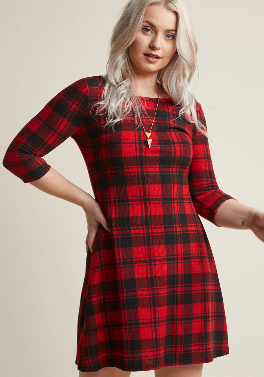 MDD1173 - In your mind, there's only one way to merge cuteness with coziness, and it's by sporting this plaid knit dress! Intersecting red and black lines to make one adorable 3/4-sleeved ModCloth namesake label piece, this mini dress always succeeds