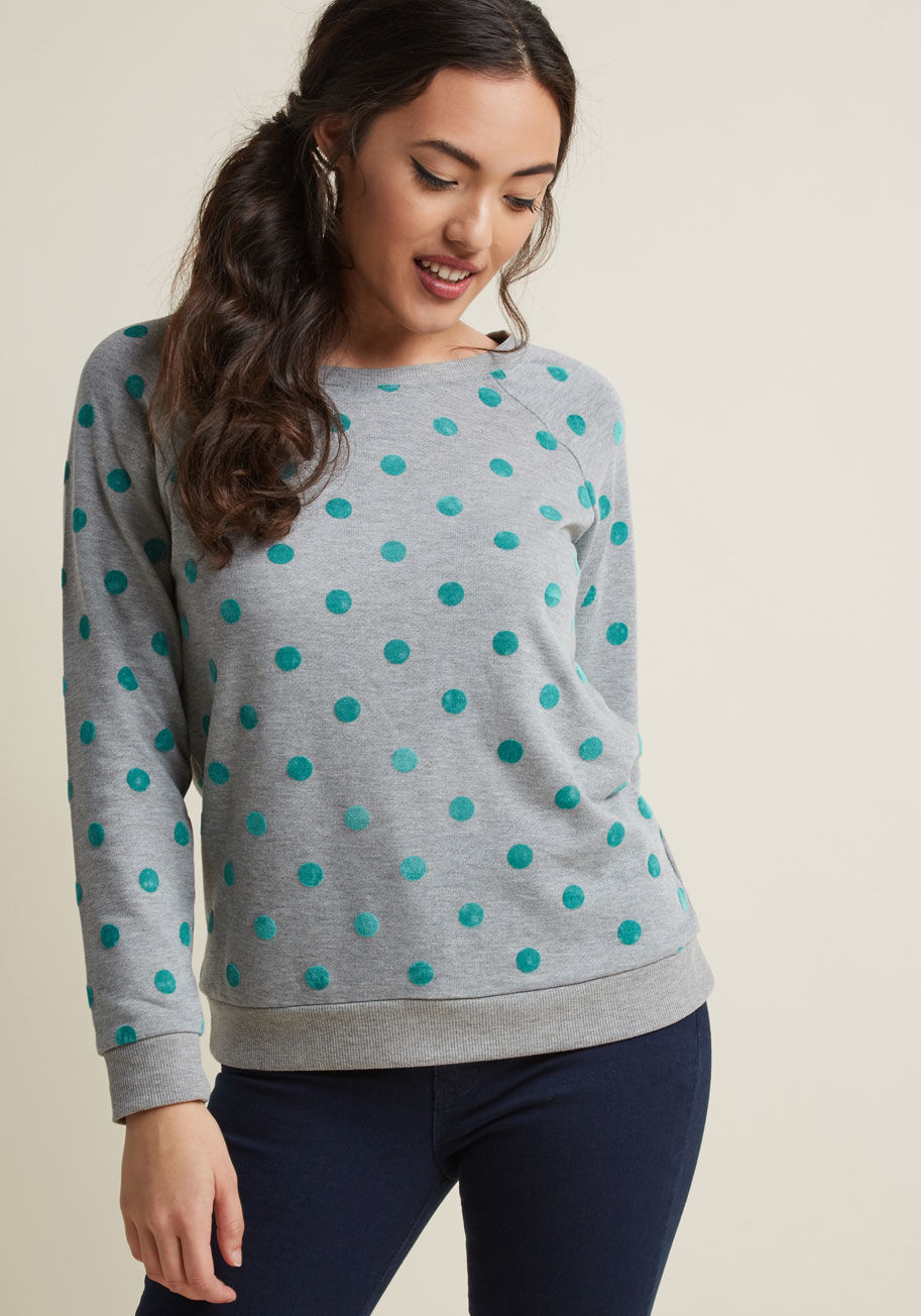 Mdt1157 - Charming quirk, comin' right up! This lightweight sweatshirt from our ModCloth namesake label welcomes turquoise velvet dots atop its raglan silhouette. Just a little somethin' to make your casual ensembles a bit more fun!