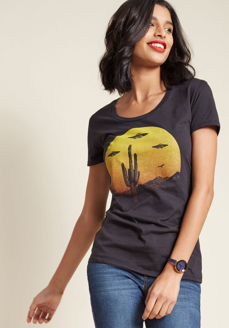 ModCloth - Saucer You Can't Refuse Graphic Tee