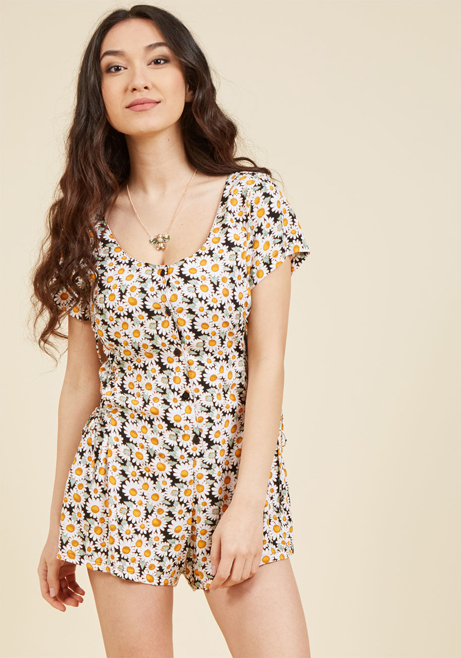 Motel - Adrift on Daisies Floral Romper