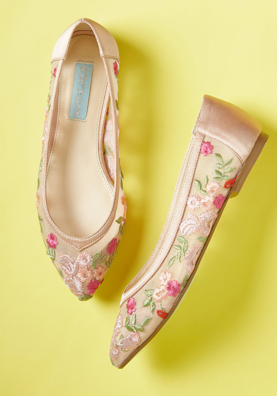 SB-LEAH - If ever you've imagined bouquets being lain at your feet, then these pointed-toe flats by Betsey Johnson will make you feel deservingly worshipped! Embroidered with beautiful flowers and trimmed with rose-colored satin, these neutral mesh shoes are the re