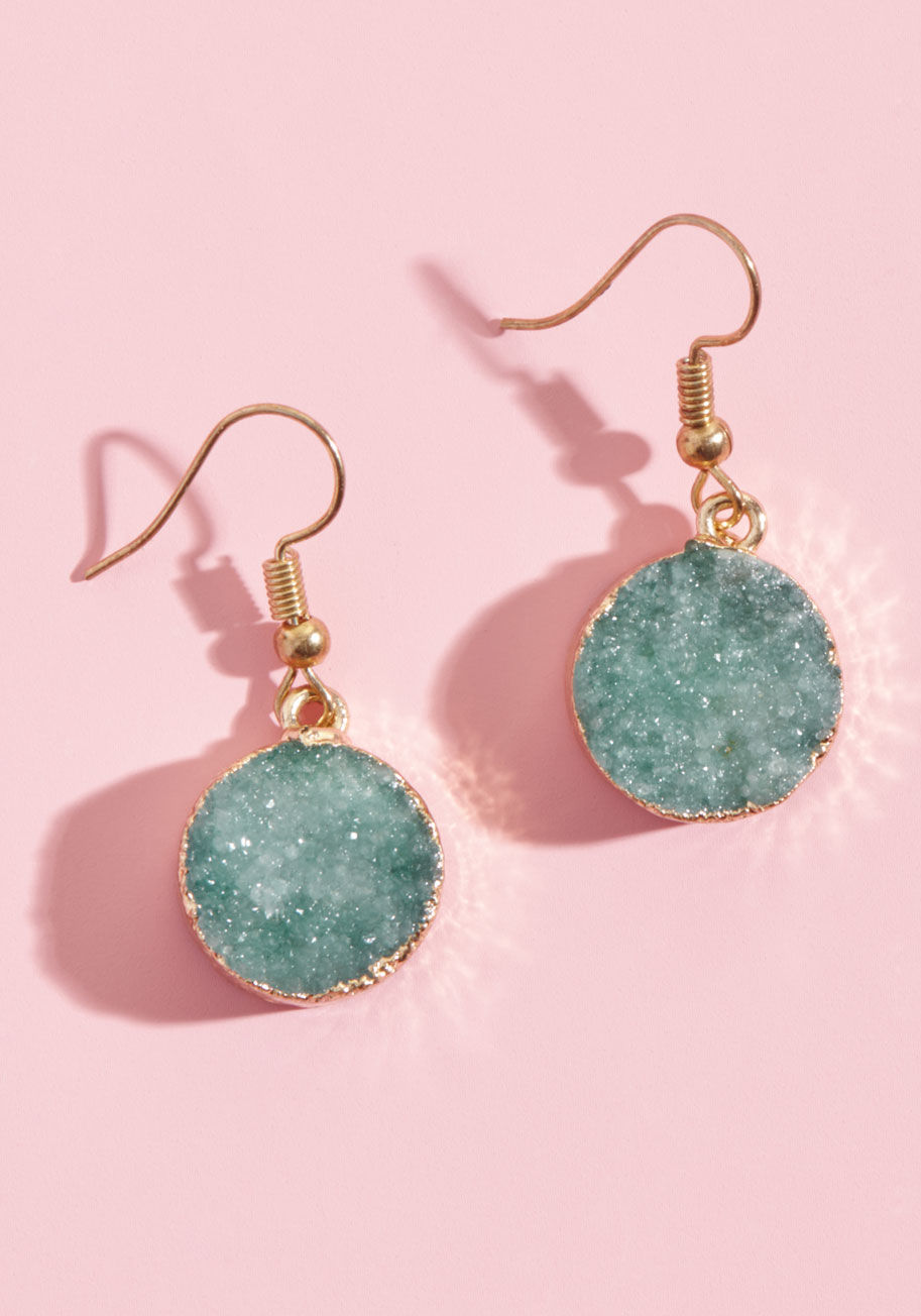 SE1498GDGR - Show your enthusiasm for making ensembles extra-special by finishing your look with these dangling earrings! Aqua-colored faux druzies are nestled