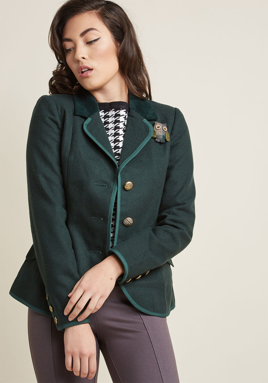 WJ074 - There's nothing quite like unexpected details atop a classic silhouette, which is exactly what you'll find with this green blazer! A typical profesh piece from afar, this layer reveals its corduroy collar, removable owl brooch, mismatched buttons, and fin