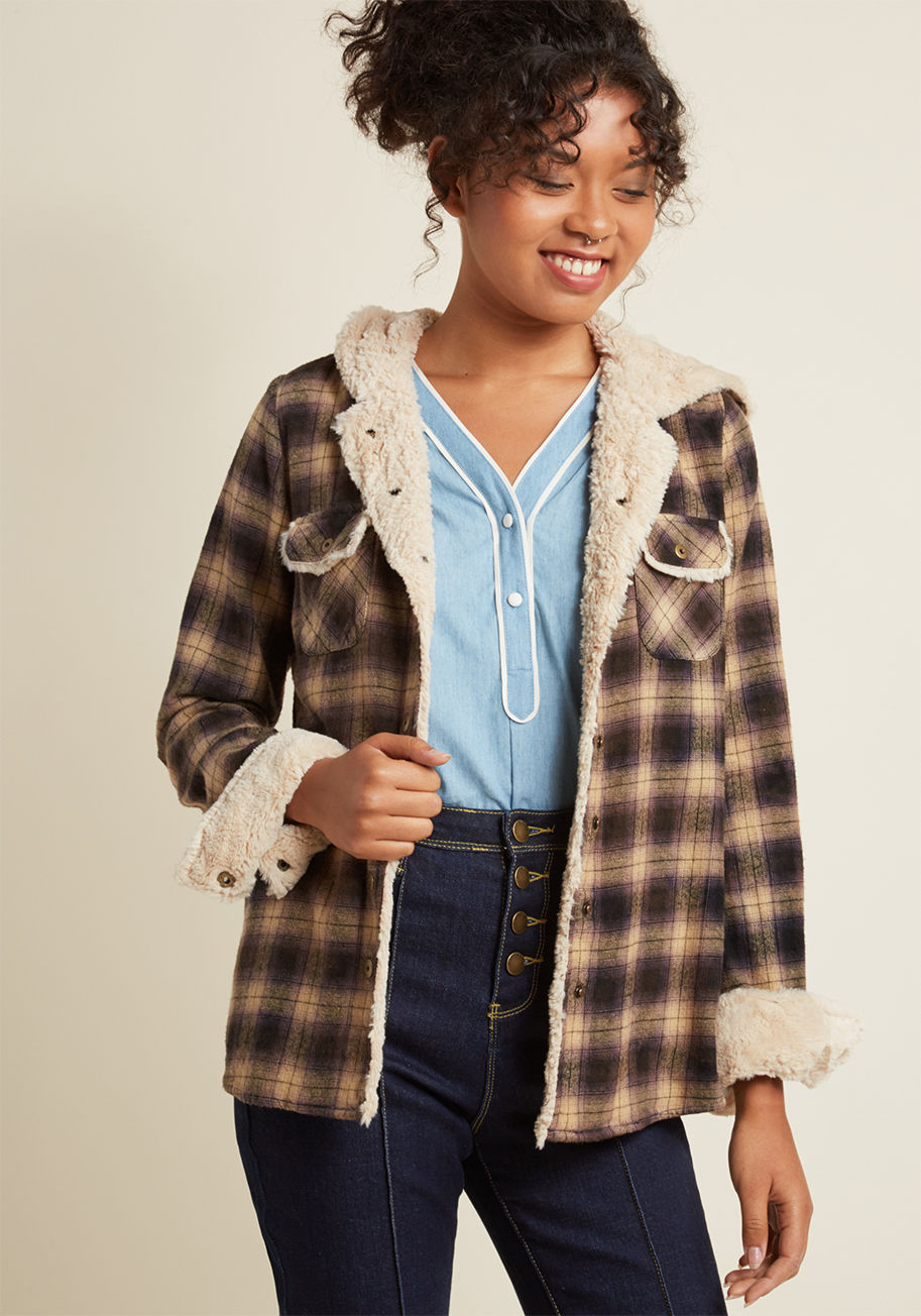 WJ173358X - Snap into this flannel jacket and roll into an existence immersed