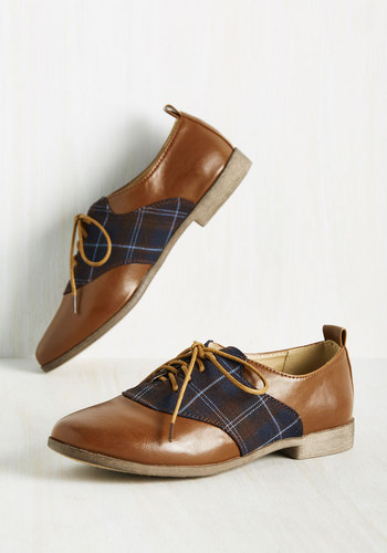 Tap Prancing Oxford Flat by Restricted Footwear