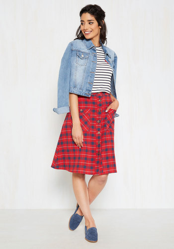 Mata Traders - Swap Meet Sweetheart Midi Skirt in Crimson Plaid