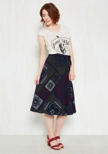 Shaoxing Lidong Trading Co - Twirly to Rise Midi Skirt in Bandana